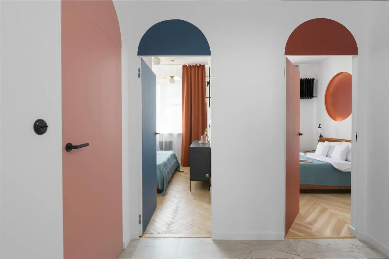Oomph Warsaw Central Stylish Vintage Apartment